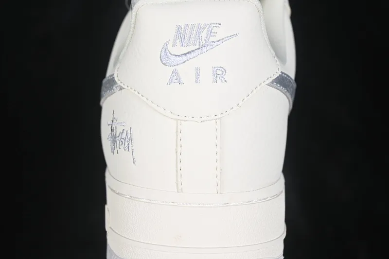 All categories Nk Air Force 1 Air Force series Nk Air Force 1 Low Air Force low-top Nike Air Force 1'07 Low joint model Air Force 1 low-top casual sneakers DW8806-013